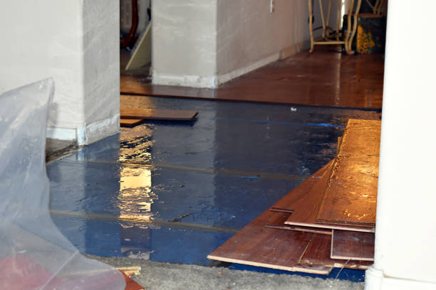 Professional Flood Damage Restoration technician working in Selah, WA